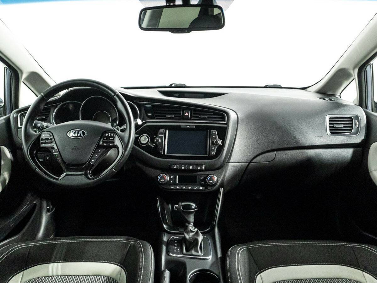 Купить Kia Ceed с пробегом. Фото: #12