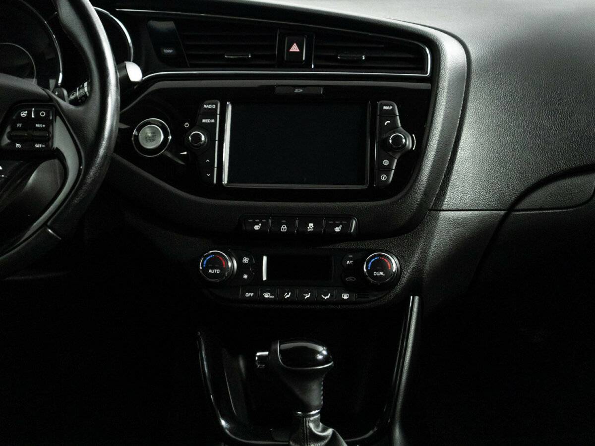 Купить Kia Ceed с пробегом. Фото: #13