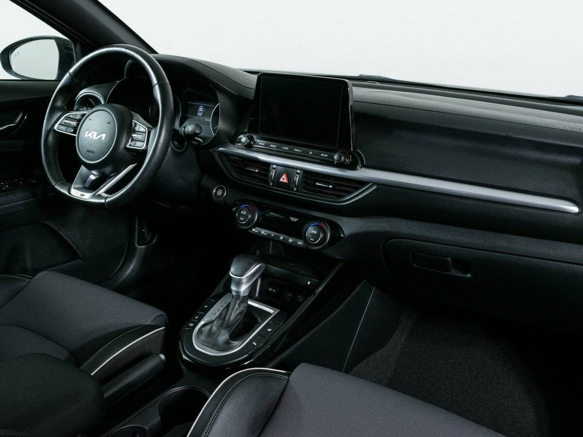 Купить Kia Cerato с пробегом. Фото: #7