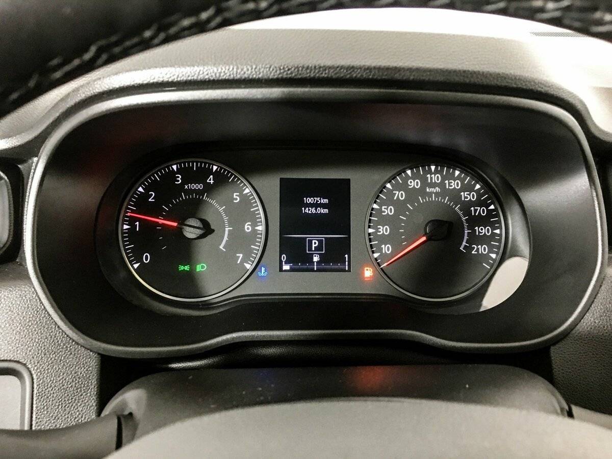 Купить Renault Duster с пробегом. Фото: #10