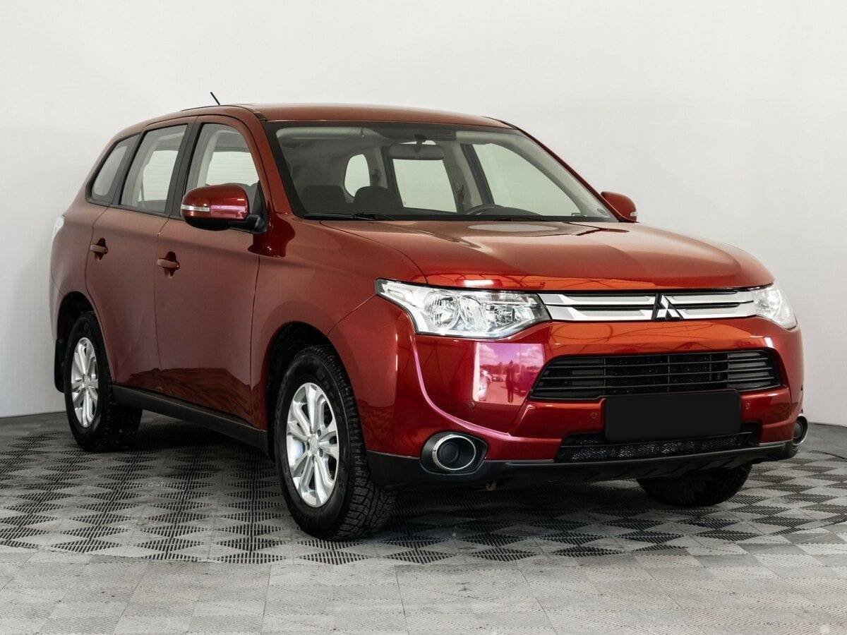 Купить Mitsubishi Outlander с пробегом. Фото: #2