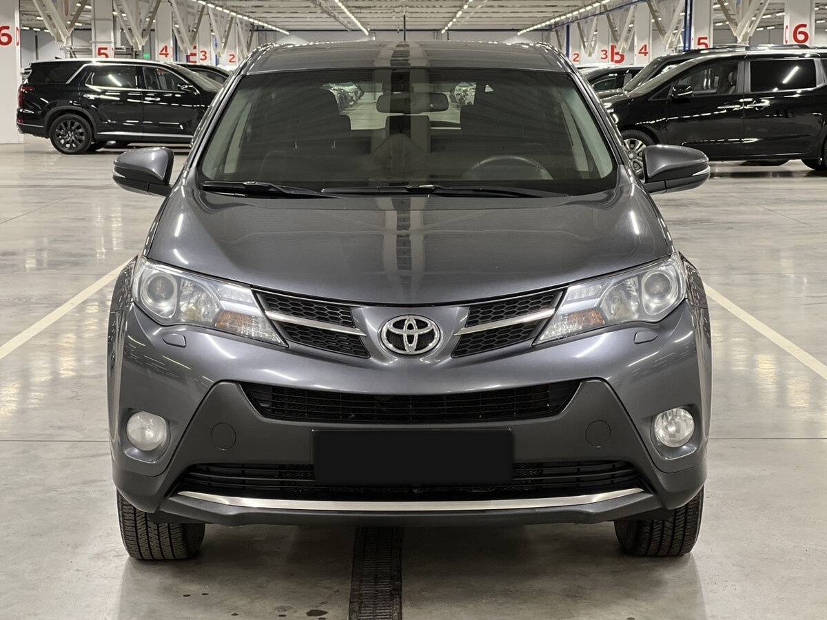 Купить Toyota RAV4 с пробегом. Фото: #1