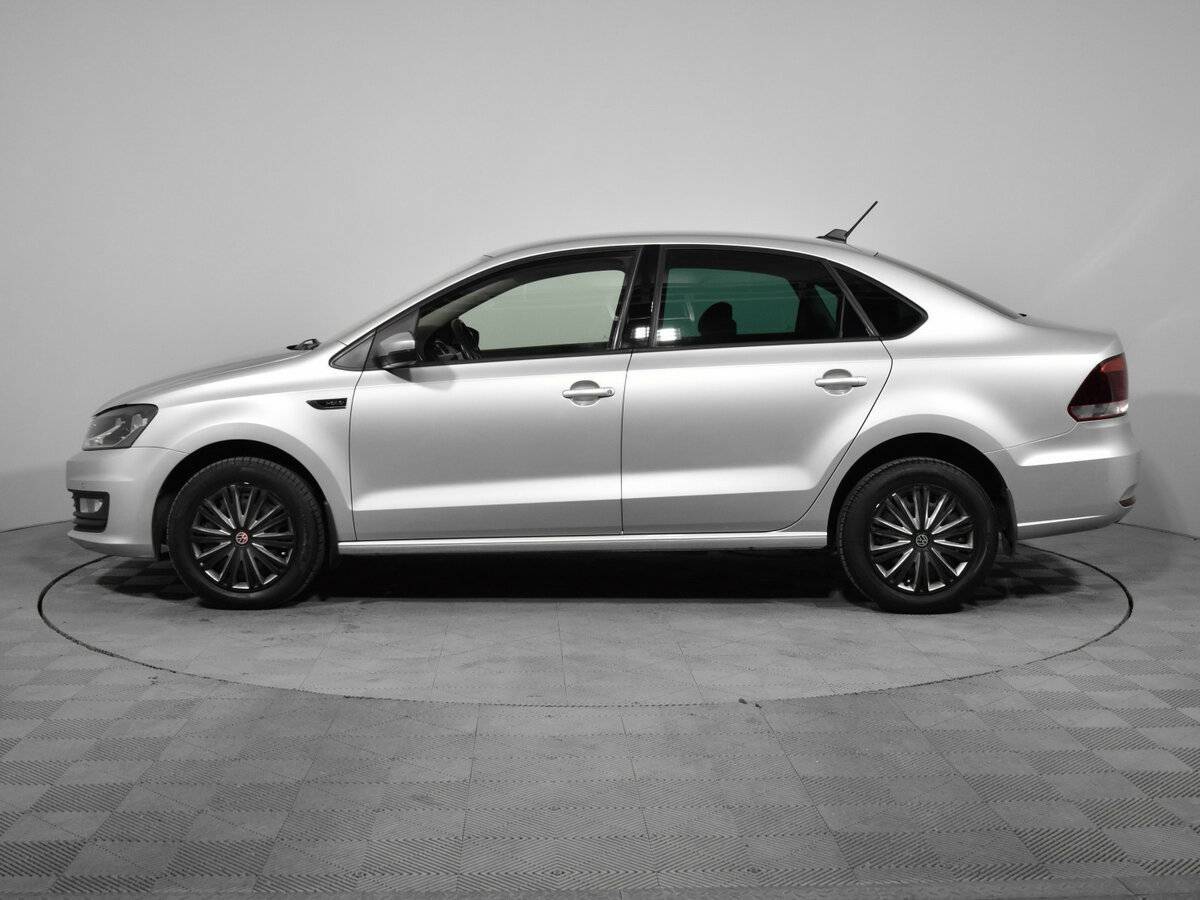Купить Volkswagen Polo с пробегом. Фото: #3