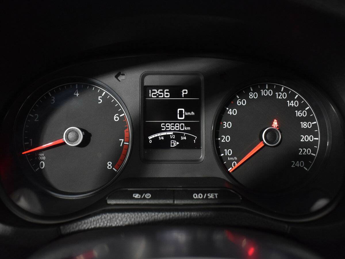 Купить Volkswagen Polo с пробегом. Фото: #13