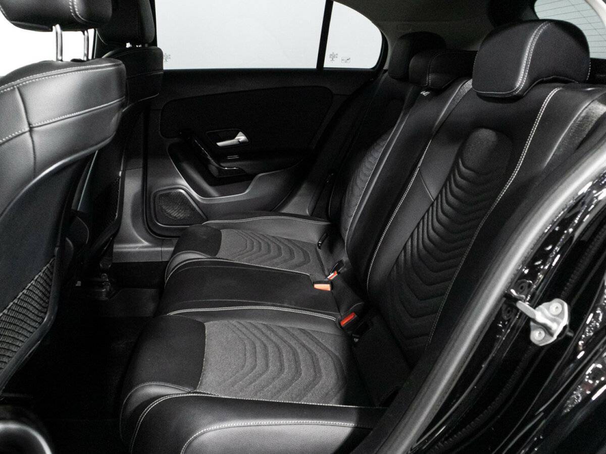 Купить Mercedes-Benz A-Класс с пробегом. Фото: #9