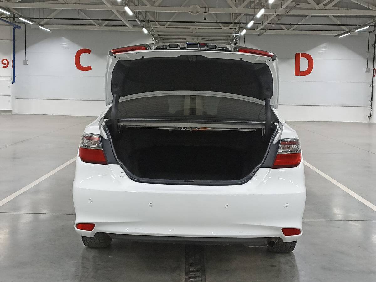 Купить Toyota Camry с пробегом. Фото: #9