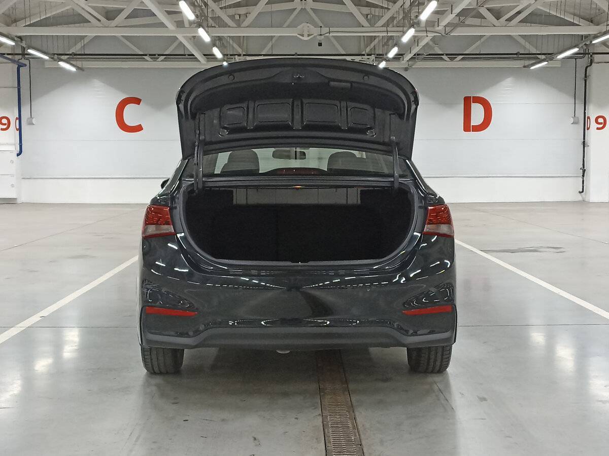 Купить Hyundai Solaris с пробегом. Фото: #9