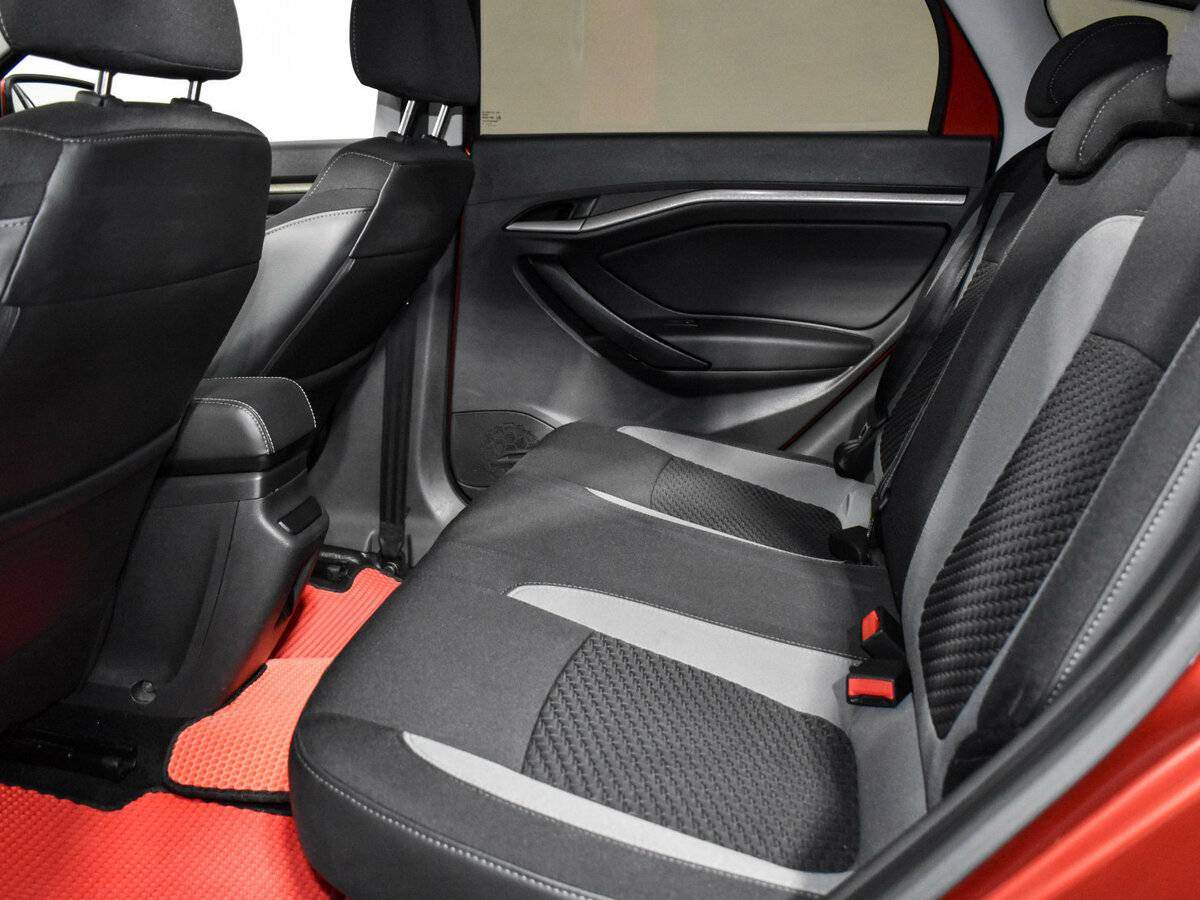 Купить Lada (ВАЗ) Vesta с пробегом. Фото: #8