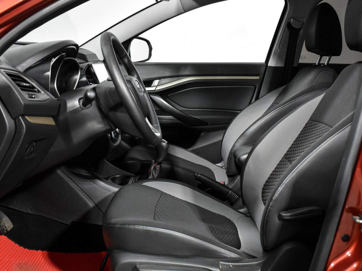 Купить Lada (ВАЗ) Vesta с пробегом. Фото: #9