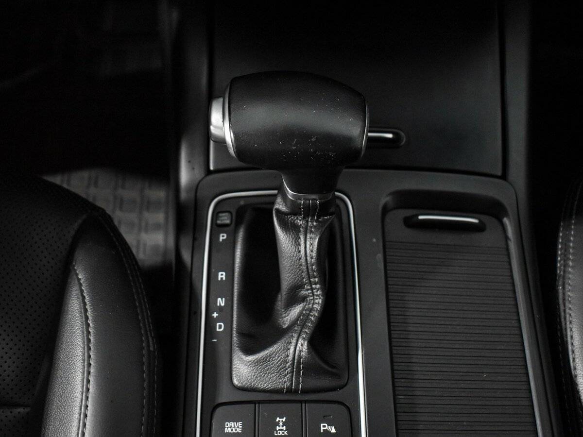 Купить Kia Sorento с пробегом. Фото: #8