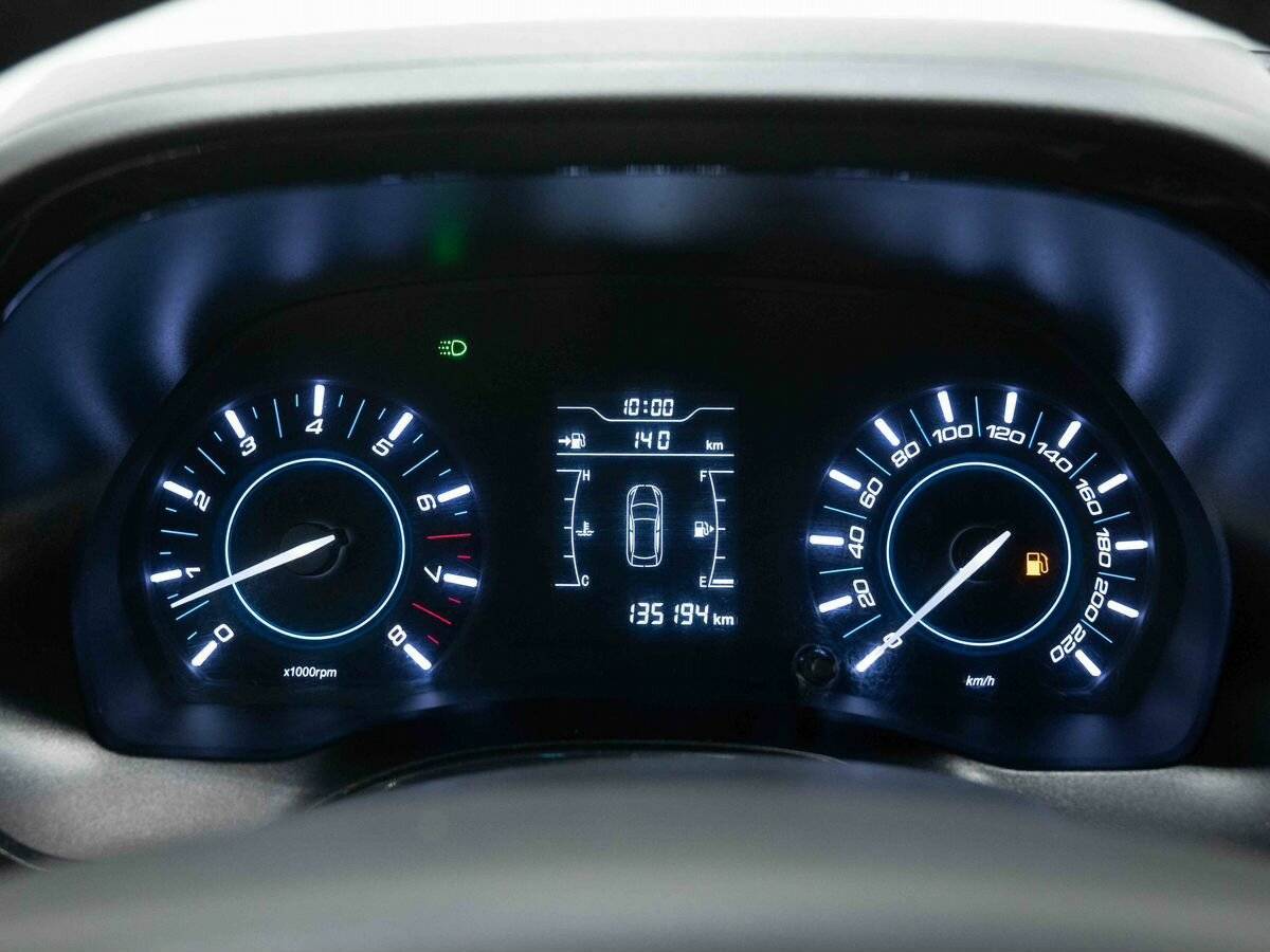 Купить Chery Tiggo 3 с пробегом. Фото: #14