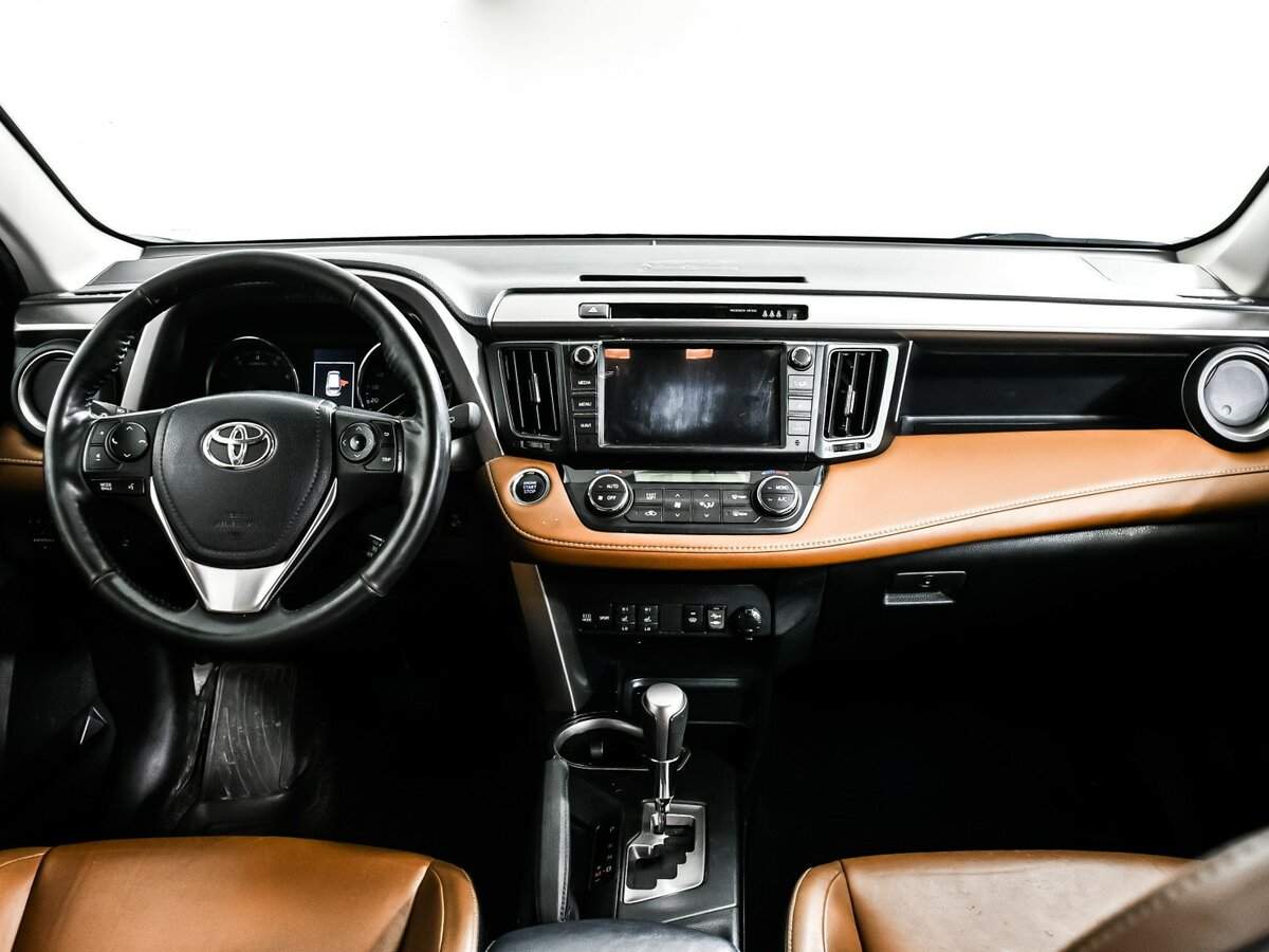 Купить Toyota RAV4 с пробегом. Фото: #10