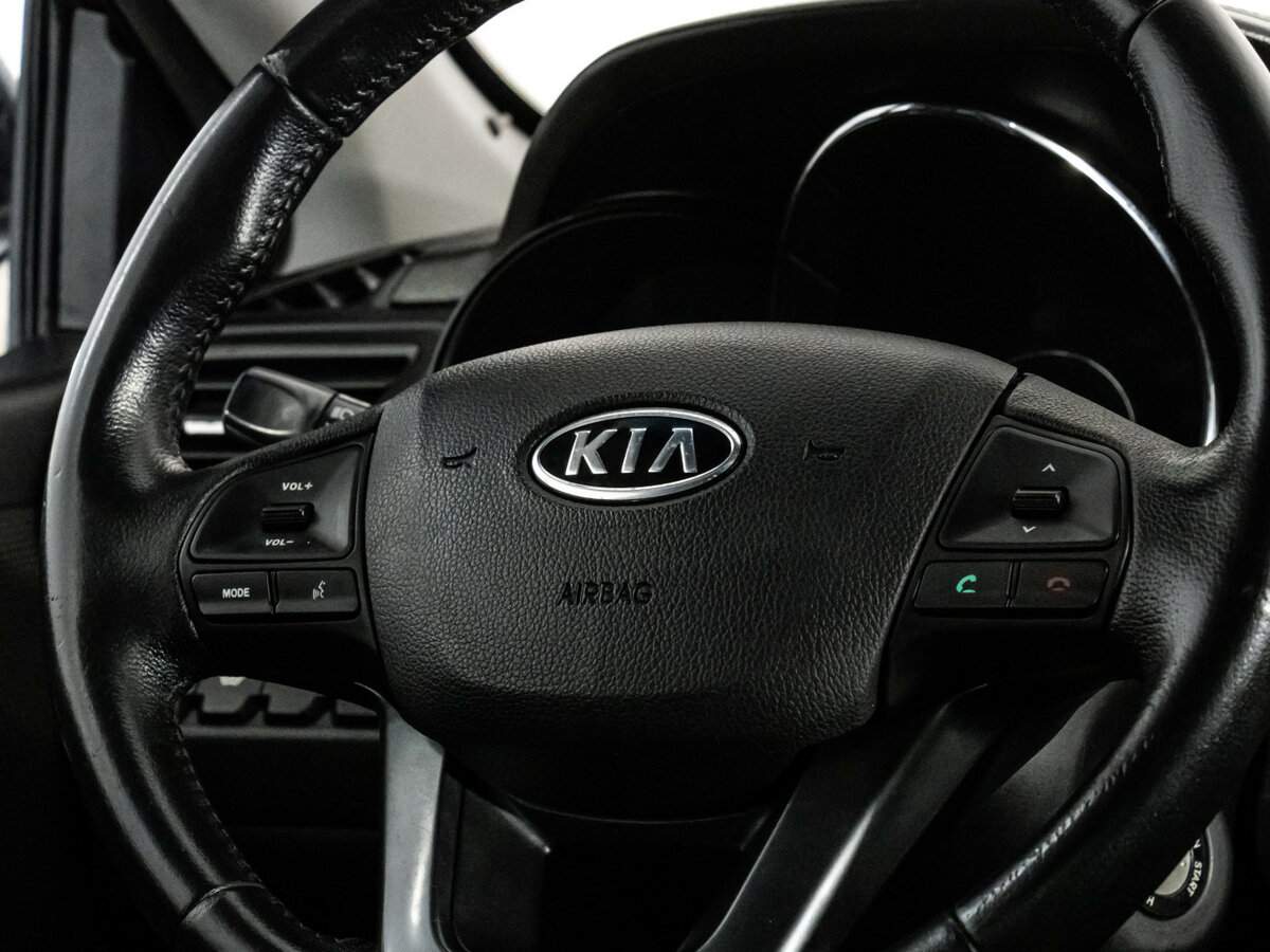 Купить Kia Rio с пробегом. Фото: #9