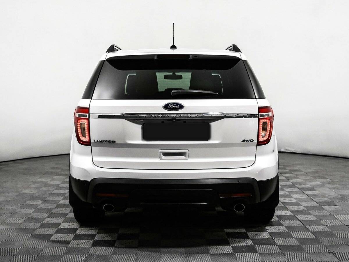 Купить Ford Explorer с пробегом. Фото: #5
