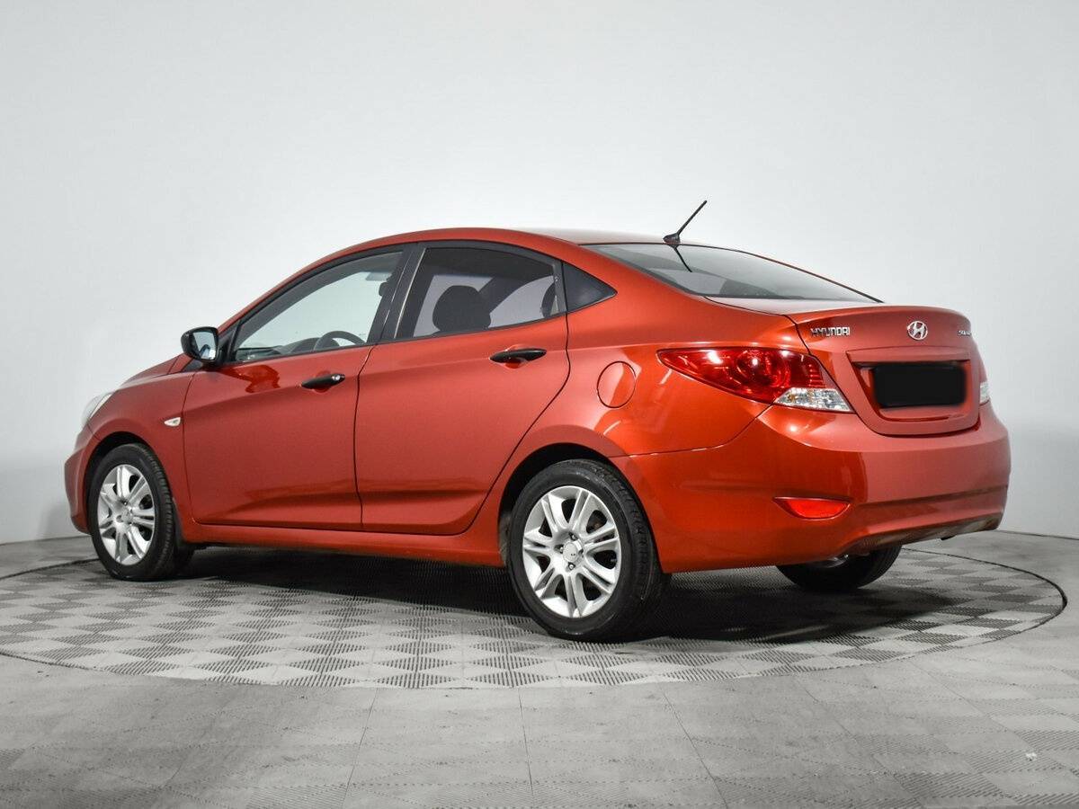 Купить Hyundai Solaris с пробегом. Фото: #6