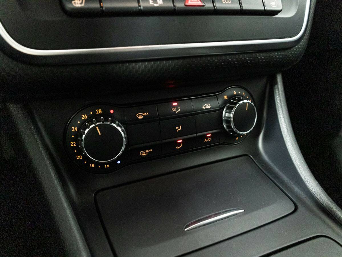 Купить Mercedes-Benz A-Класс с пробегом. Фото: #16