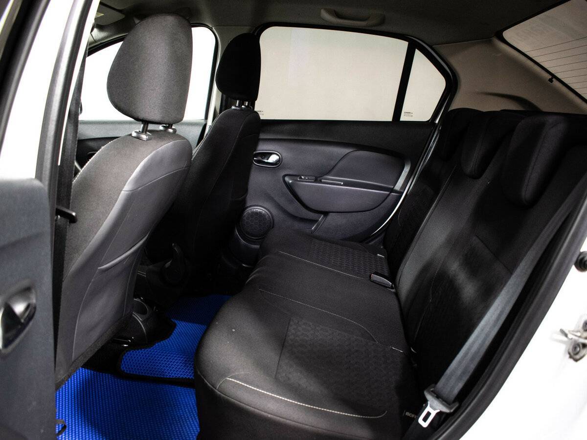 Купить Renault Logan с пробегом. Фото: #9