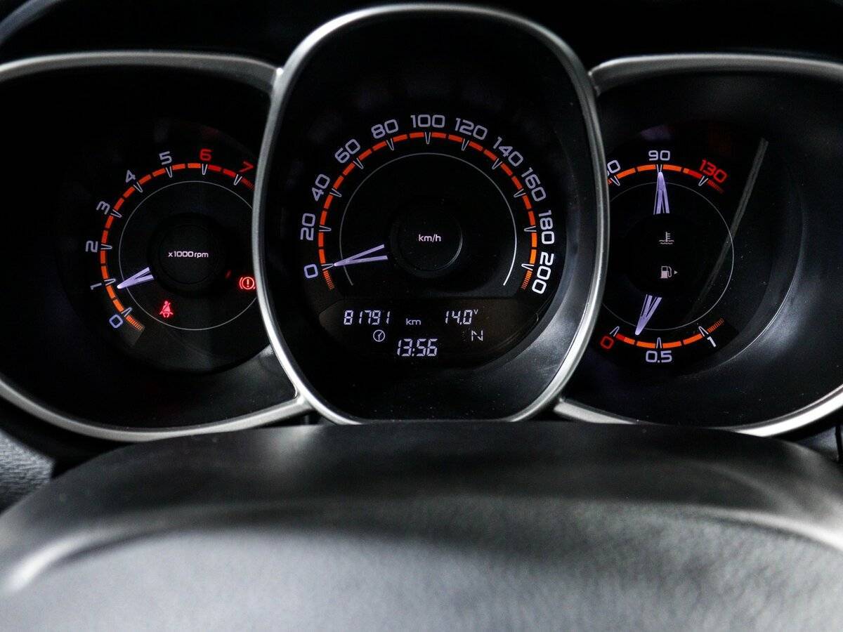 Купить Lada (ВАЗ) Vesta с пробегом. Фото: #9