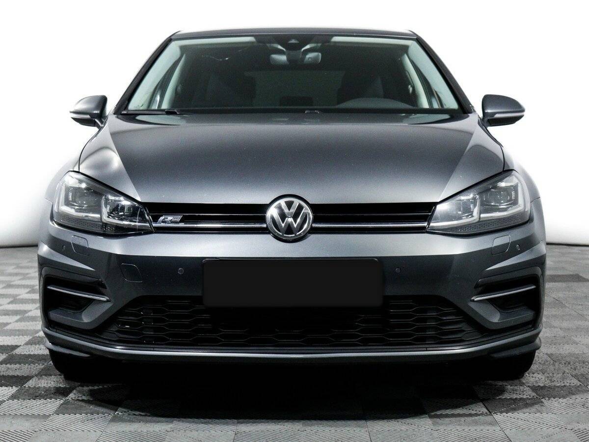 Купить Volkswagen Golf с пробегом. Фото: #1