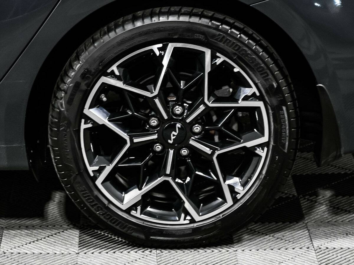 Купить Kia Ceed с пробегом. Фото: #15