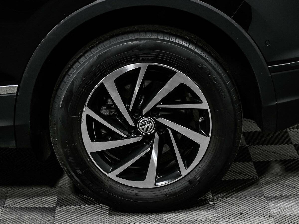 Купить Volkswagen Tiguan с пробегом. Фото: #14