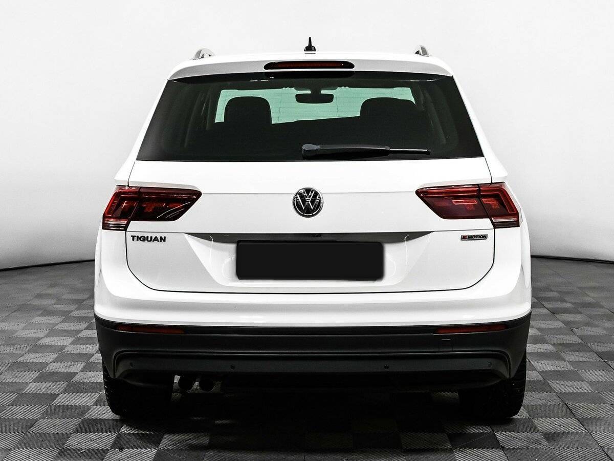 Купить Volkswagen Tiguan с пробегом. Фото: #5