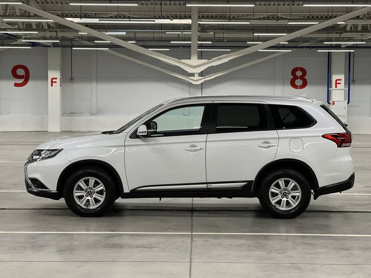 Купить Mitsubishi Outlander с пробегом. Фото: #7