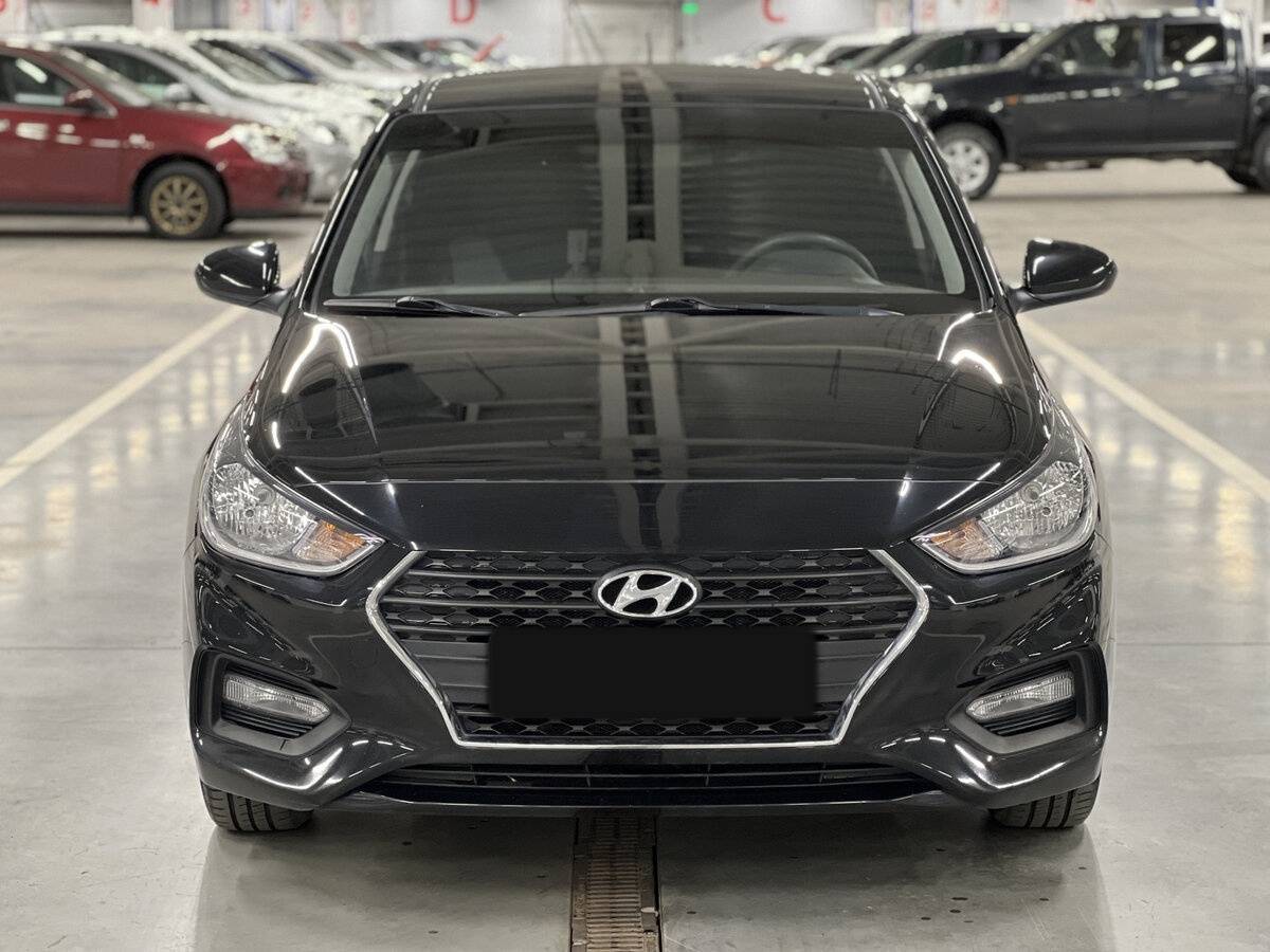 Купить Hyundai Solaris с пробегом. Фото: #1