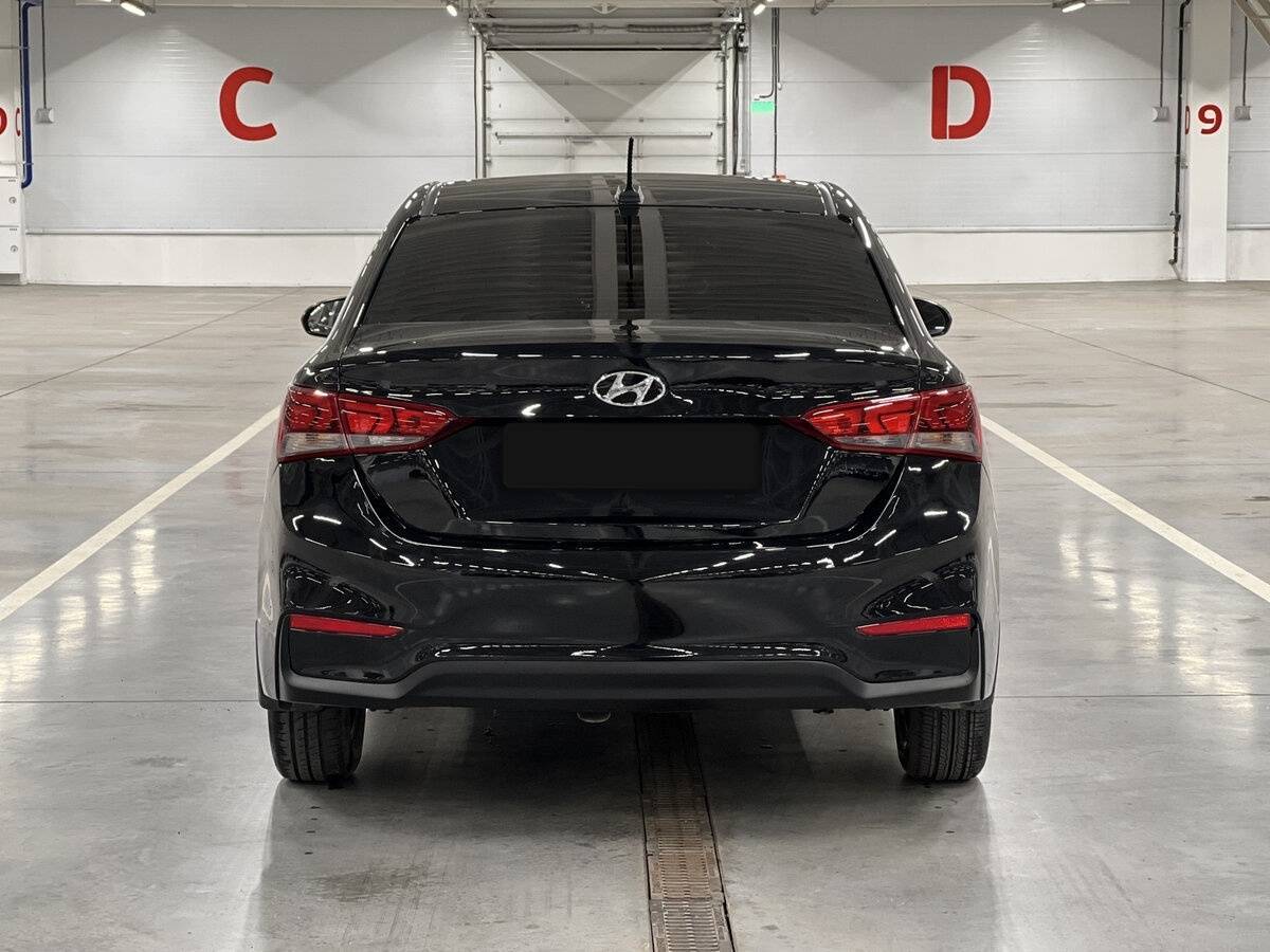 Купить Hyundai Solaris с пробегом. Фото: #4