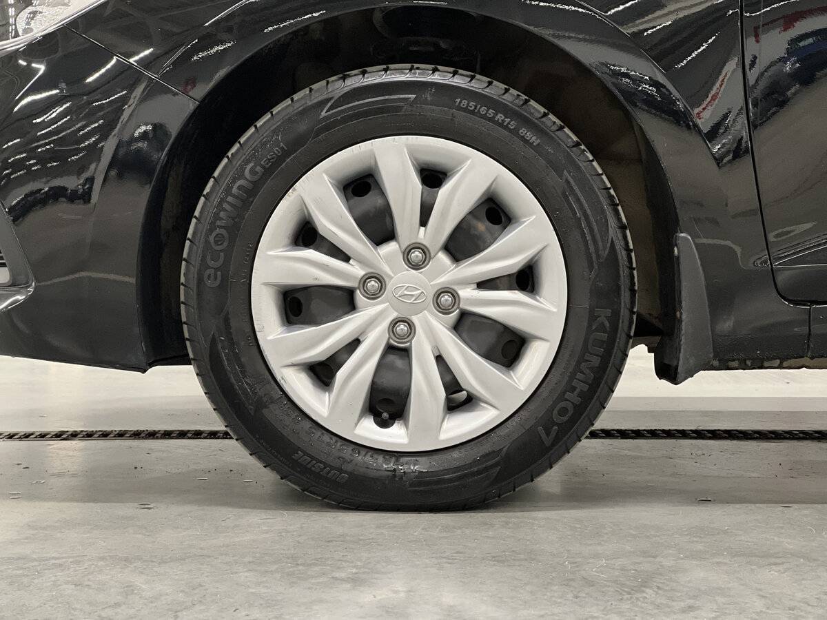 Купить Hyundai Solaris с пробегом. Фото: #15