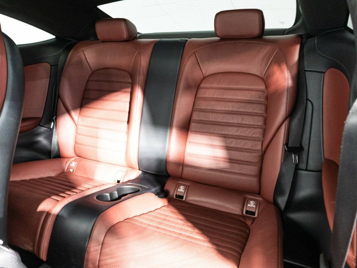Купить Mercedes-Benz C-Класс с пробегом. Фото: #9