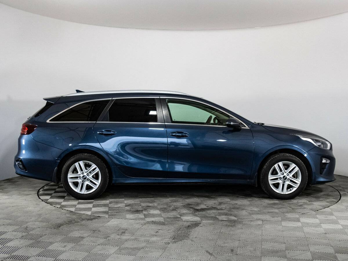 Купить Kia Ceed с пробегом. Фото: #3