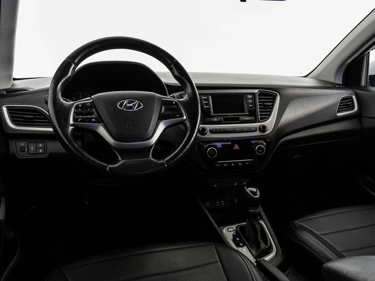 Купить Hyundai Solaris с пробегом. Фото: #8