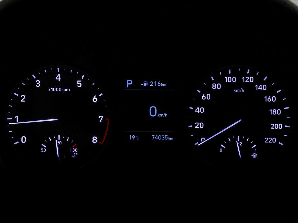 Купить Hyundai Solaris с пробегом. Фото: #14