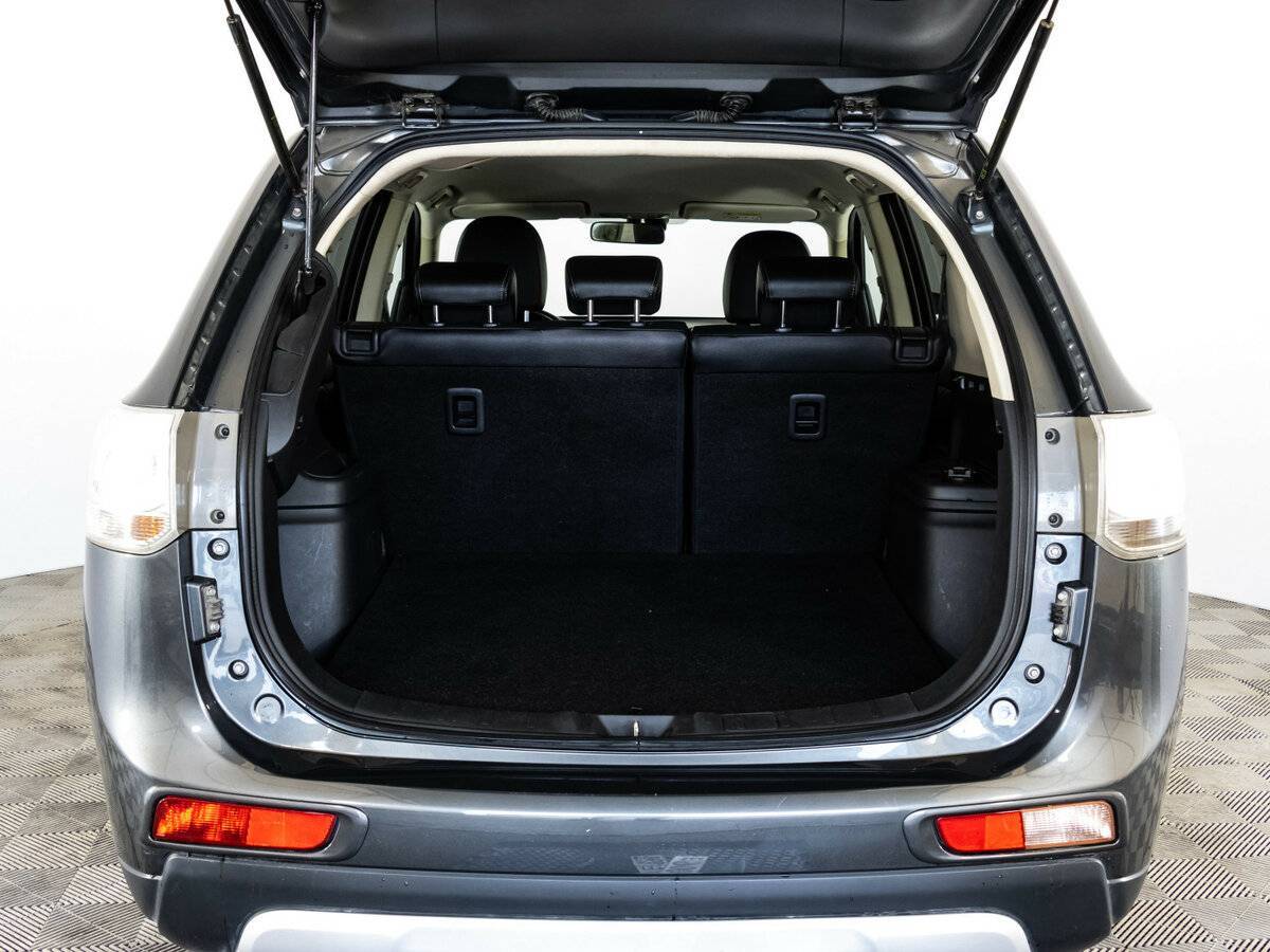Купить Mitsubishi Outlander с пробегом. Фото: #16