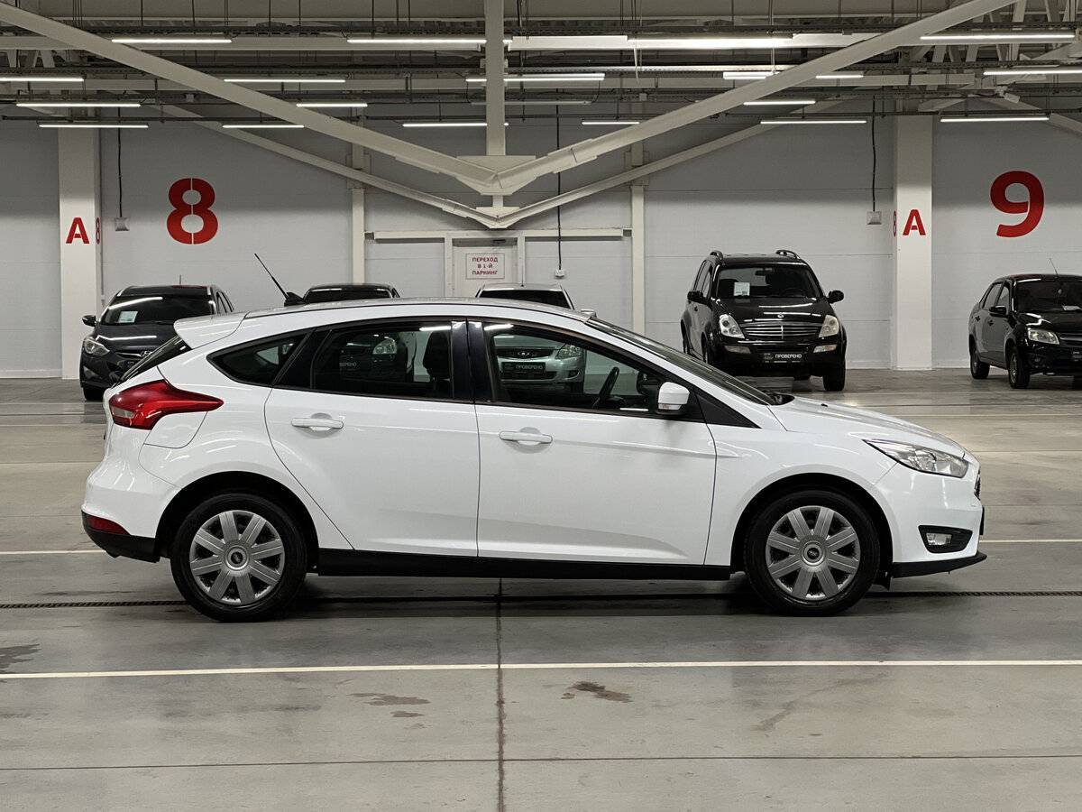 Купить Ford Focus с пробегом. Фото: #3