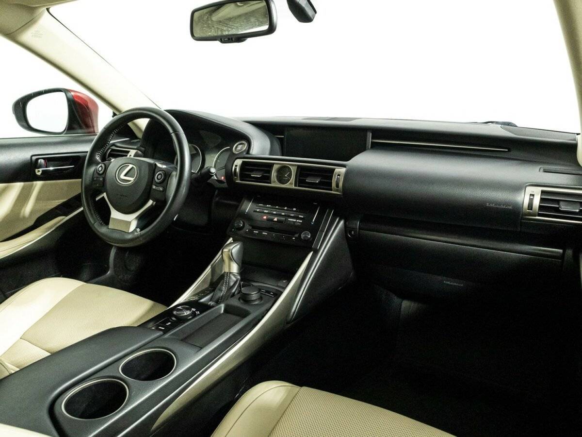 Купить Lexus IS с пробегом. Фото: #8