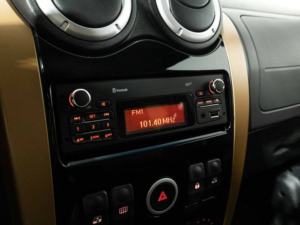 Купить Lada (ВАЗ) Largus с пробегом. Фото: #14