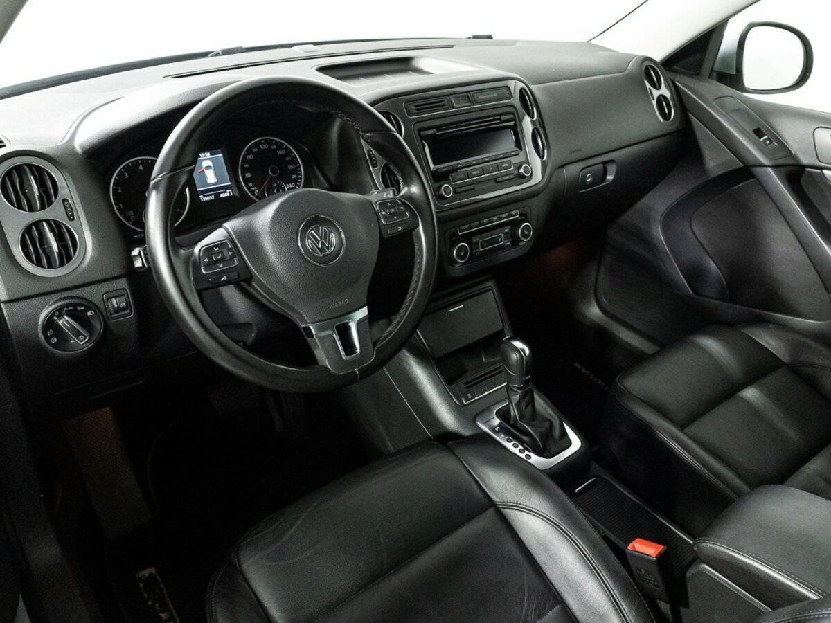 Купить Volkswagen Tiguan с пробегом. Фото: #10