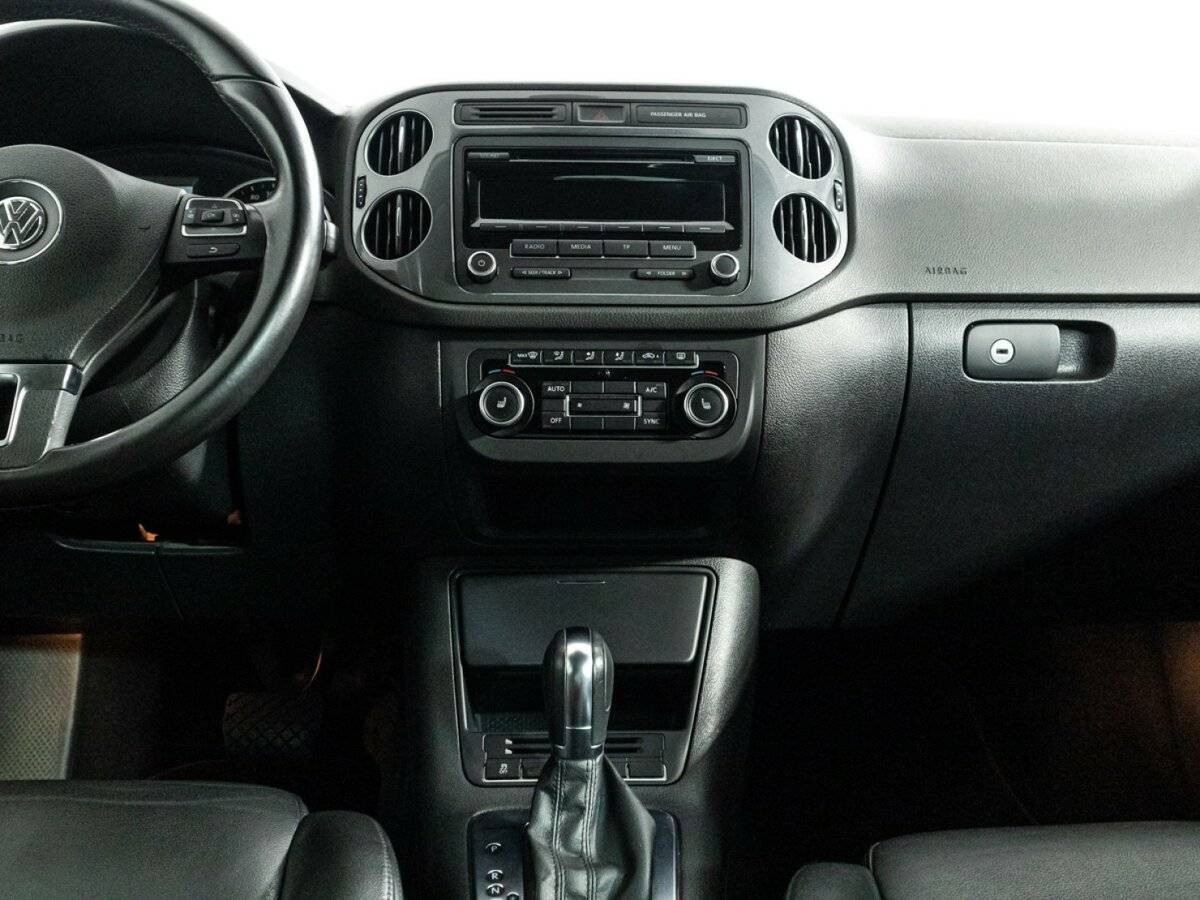 Купить Volkswagen Tiguan с пробегом. Фото: #13