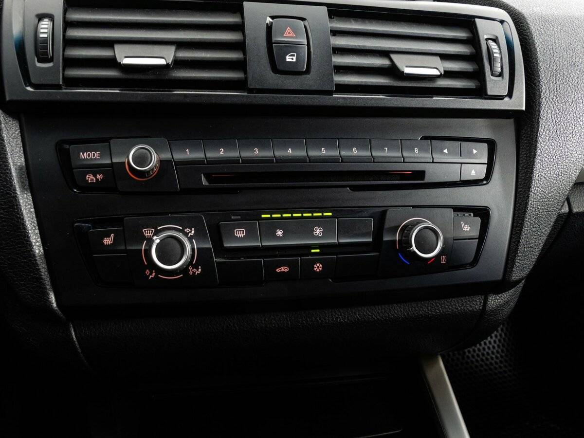 Купить BMW 1 серии с пробегом. Фото: #13