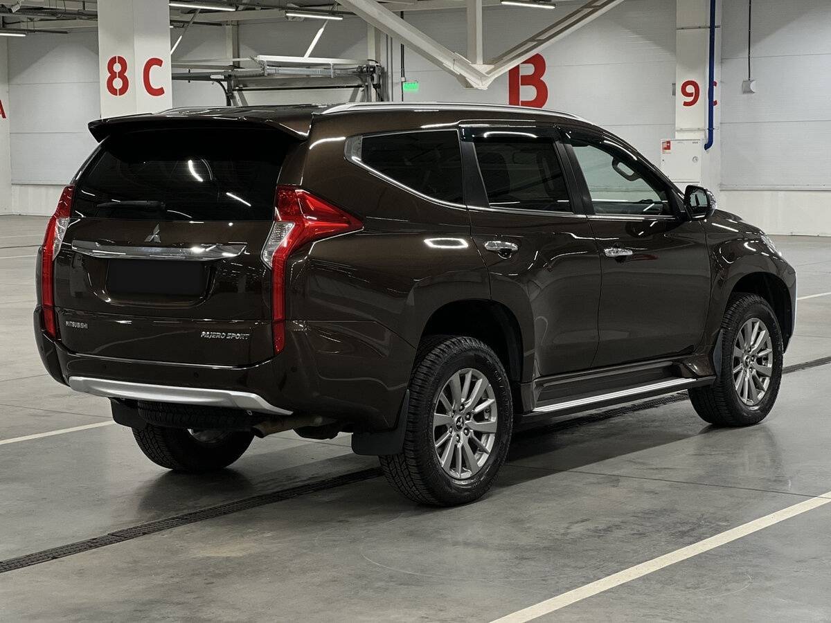 Купить Mitsubishi Pajero Sport с пробегом. Фото: #4