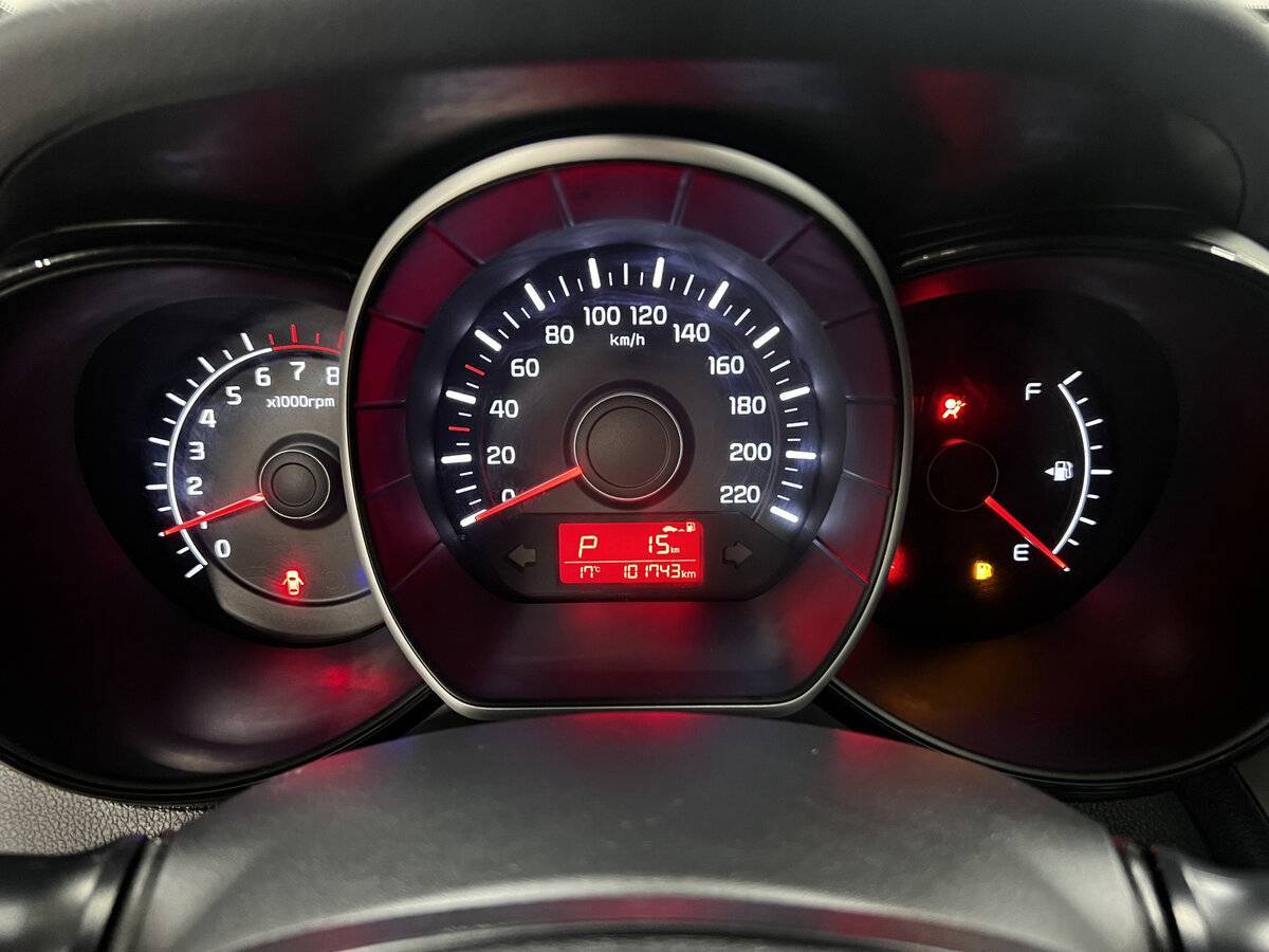 Купить Kia Rio с пробегом. Фото: #12