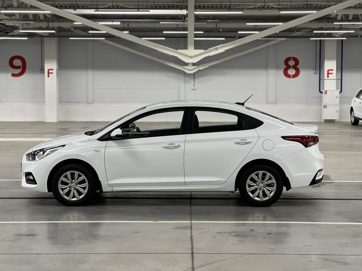 Купить Hyundai Solaris с пробегом. Фото: #7