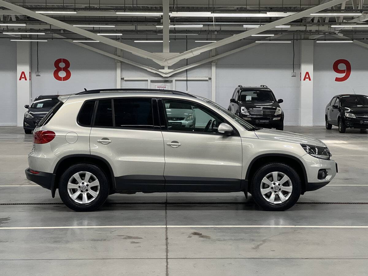 Купить Volkswagen Tiguan с пробегом. Фото: #3