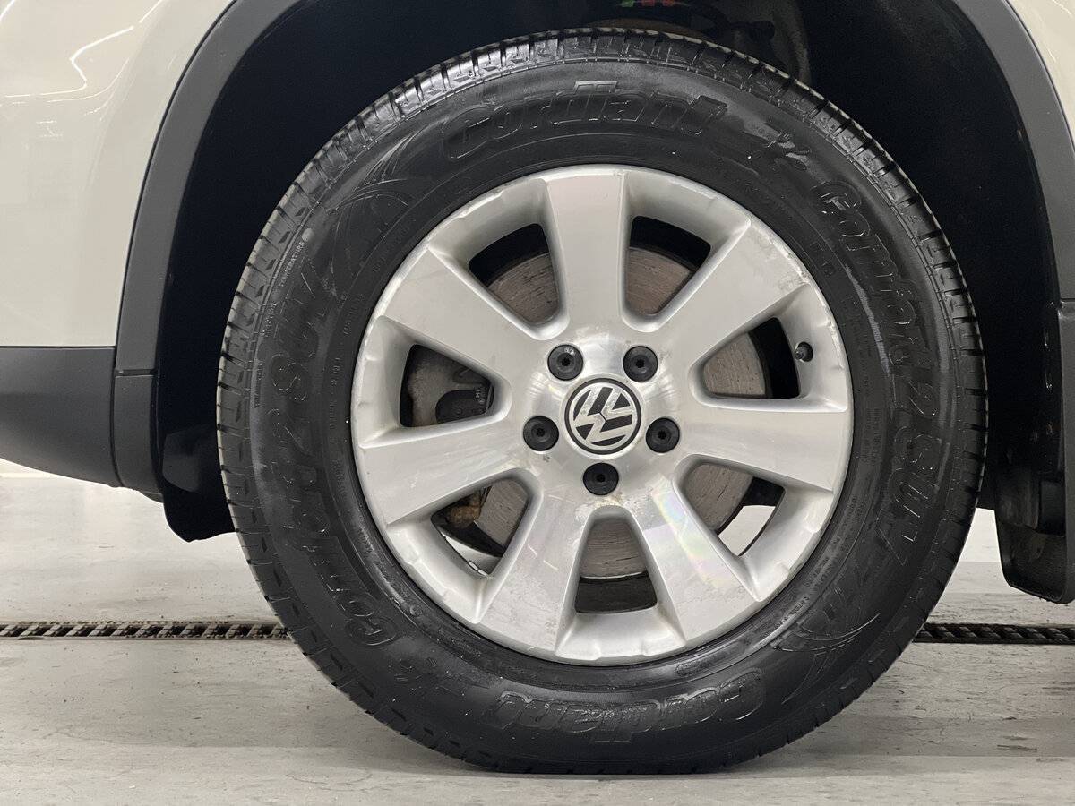 Купить Volkswagen Tiguan с пробегом. Фото: #17