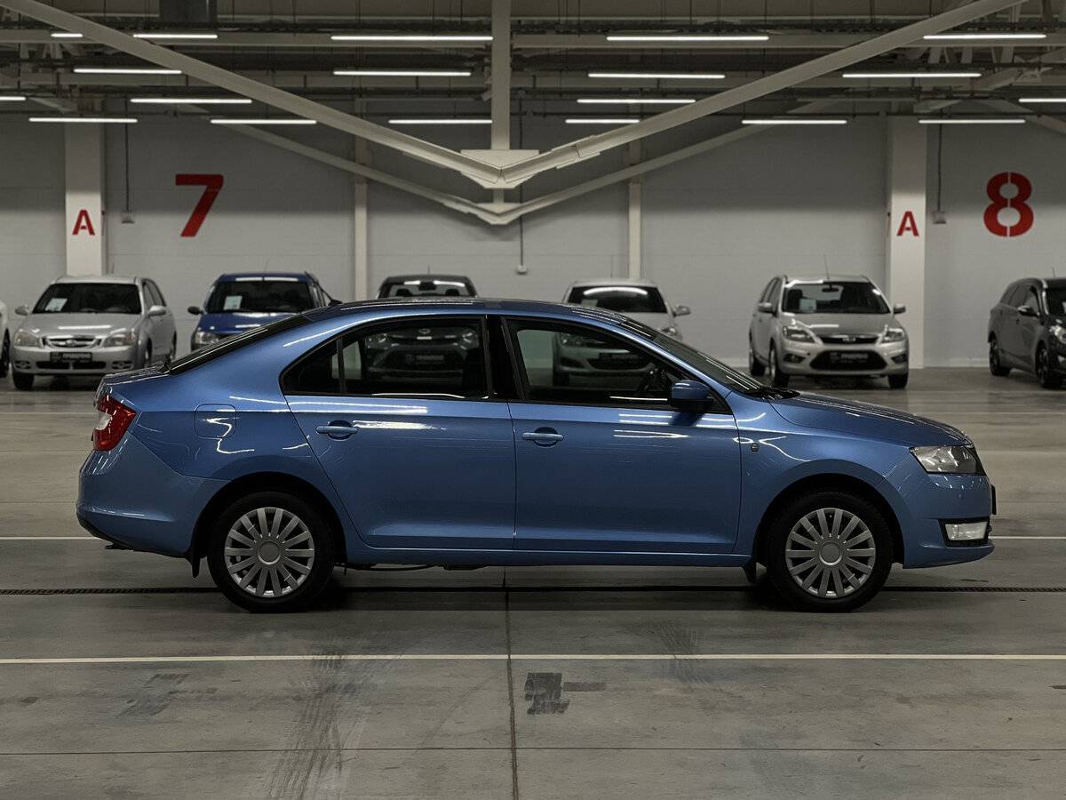 Купить Skoda Rapid с пробегом. Фото: #3