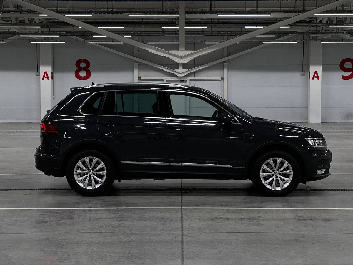 Купить Volkswagen Tiguan с пробегом. Фото: #3