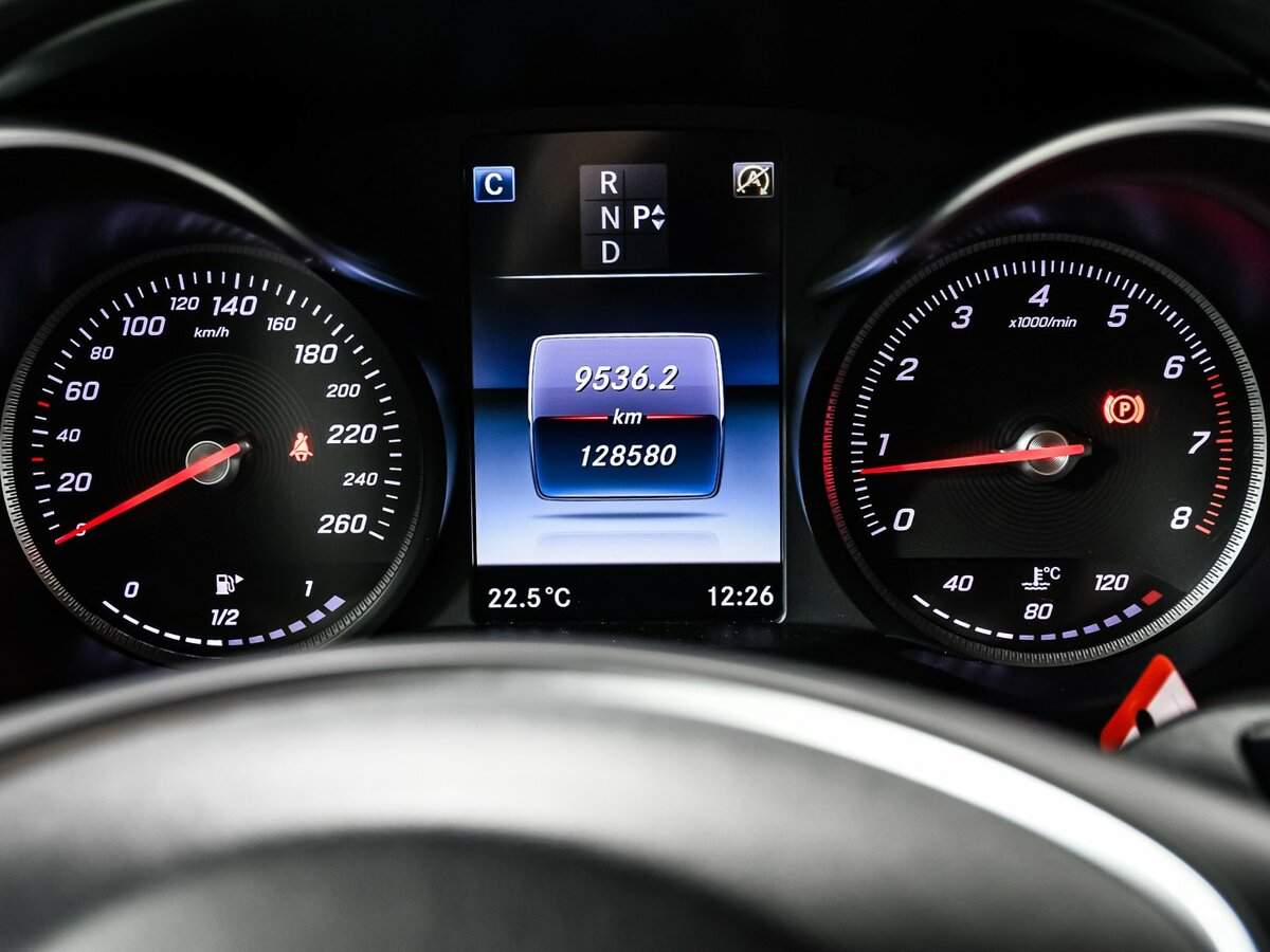 Купить Mercedes-Benz C-Класс с пробегом. Фото: #9