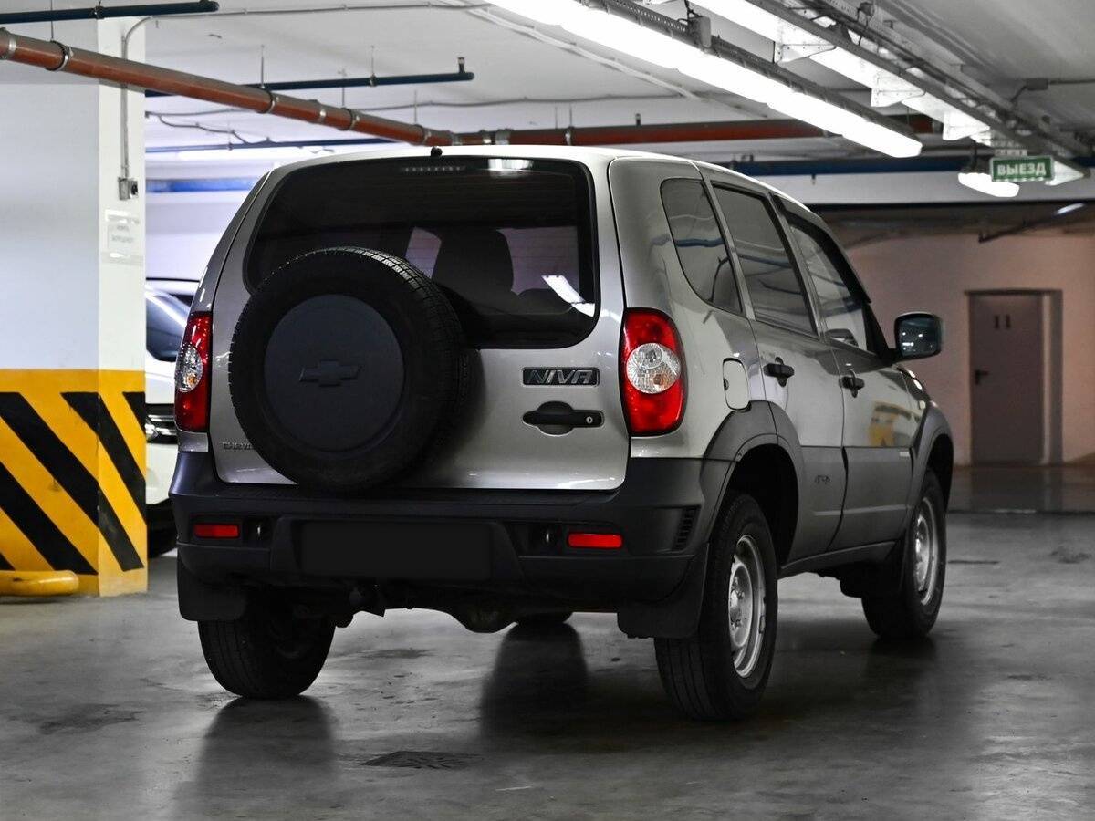 Купить Chevrolet Niva с пробегом. Фото: #3